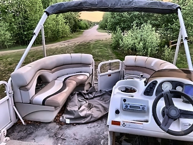 Pontoon boat after full marine reupholstery